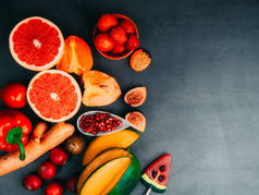 促进免疫力的健康水果和蔬菜产品，富含维生素和抗氧化剂，类胡萝卜素，叶黄素，磷，钙，健康饮食理念，头条新闻