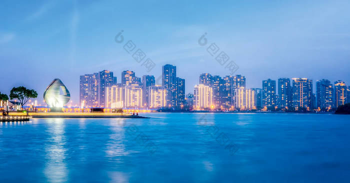 苏州金吉湖与城市现代建筑景观