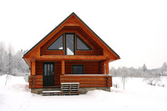 在一个下雪的地方的木制小屋