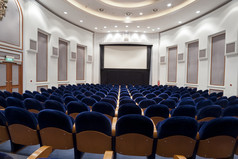 空蓝色座位的电影院, 剧院, 会议或音乐会。中。
