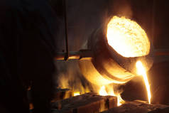液态的熔钢铁工业