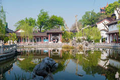 湖北武汉黄鹤塔公园的春景