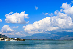 全景视图的洱海苍山