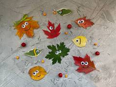 秋天五彩缤纷的树叶，童趣的手艺