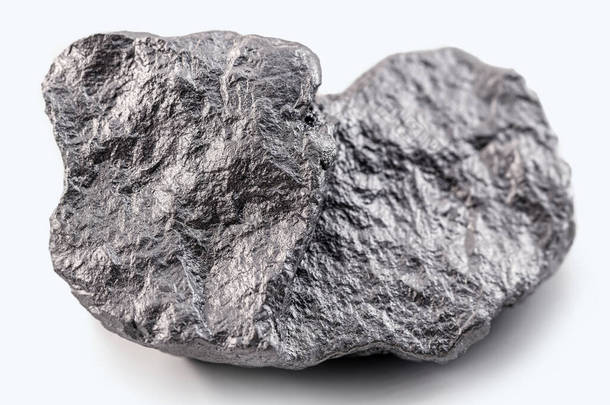 镍石。砷、锑或硫的组合所产生的化学元素。工业用途.