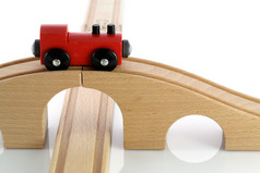 红色木制玩具火车