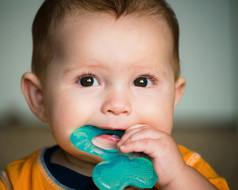 宝宝咀嚼牙胶玩具