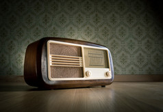 旧的老式的收音机