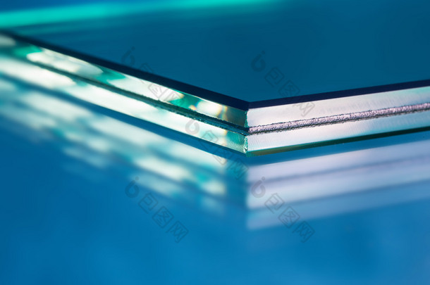 玻璃纤维无捻粗纱纤维 pultrision 进程。窗口玻璃钢型材制造.