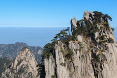 黄山山顶与模糊的背景