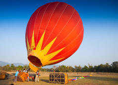 热气球上在老挝的天空