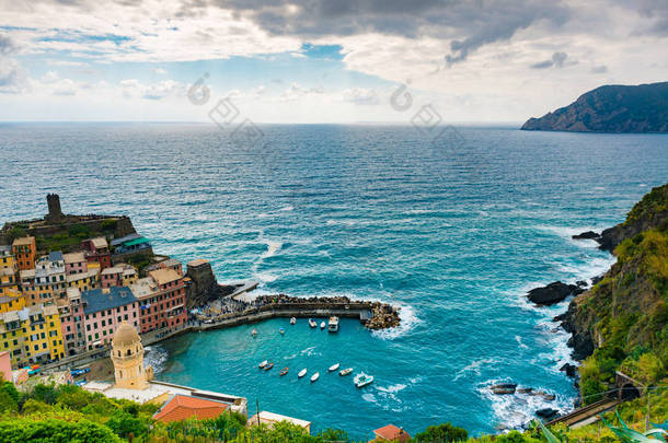 著名的旅游地标式目的地 Vernazza