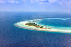 海岛马尔代夫度假天堂海 copyspace Maayafushi 度假村空中照片旅游