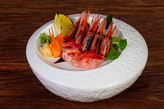 日本料理生鱼片甜虾