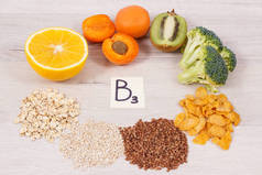 含有维生素B3和其他矿物质的营养饮食，健康营养理念