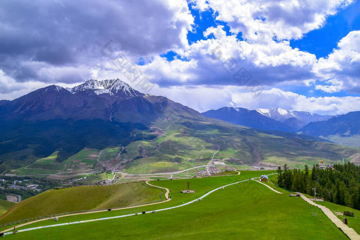 祁连山风景区美丽的自然景观- -中国青海省祁连市卓尔山风景名胜区.