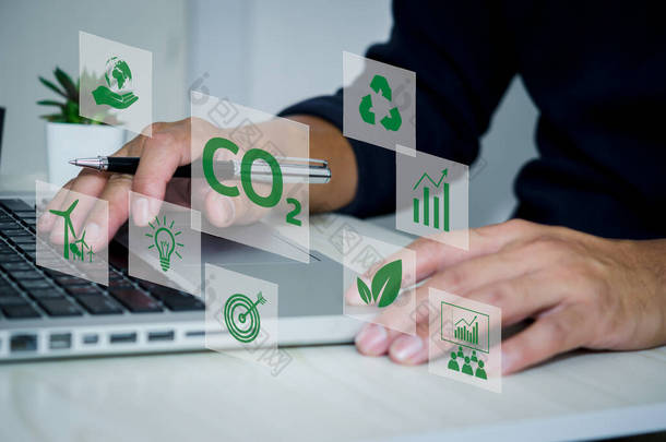 <strong>组织</strong>或<strong>公司</strong>开发碳信用业务的虚拟筛选。减少二氧化碳排放。可持续企业发展概念.
