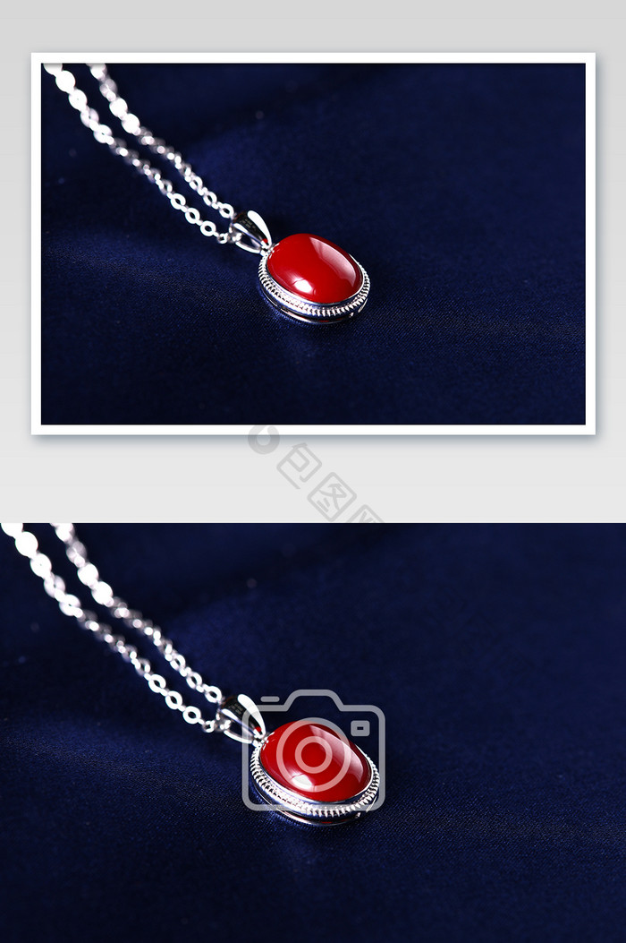 红色珠宝宝石银器项链蓝色背景丝绸摄影图片