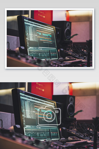 录音室的音乐剪辑和调音台图片