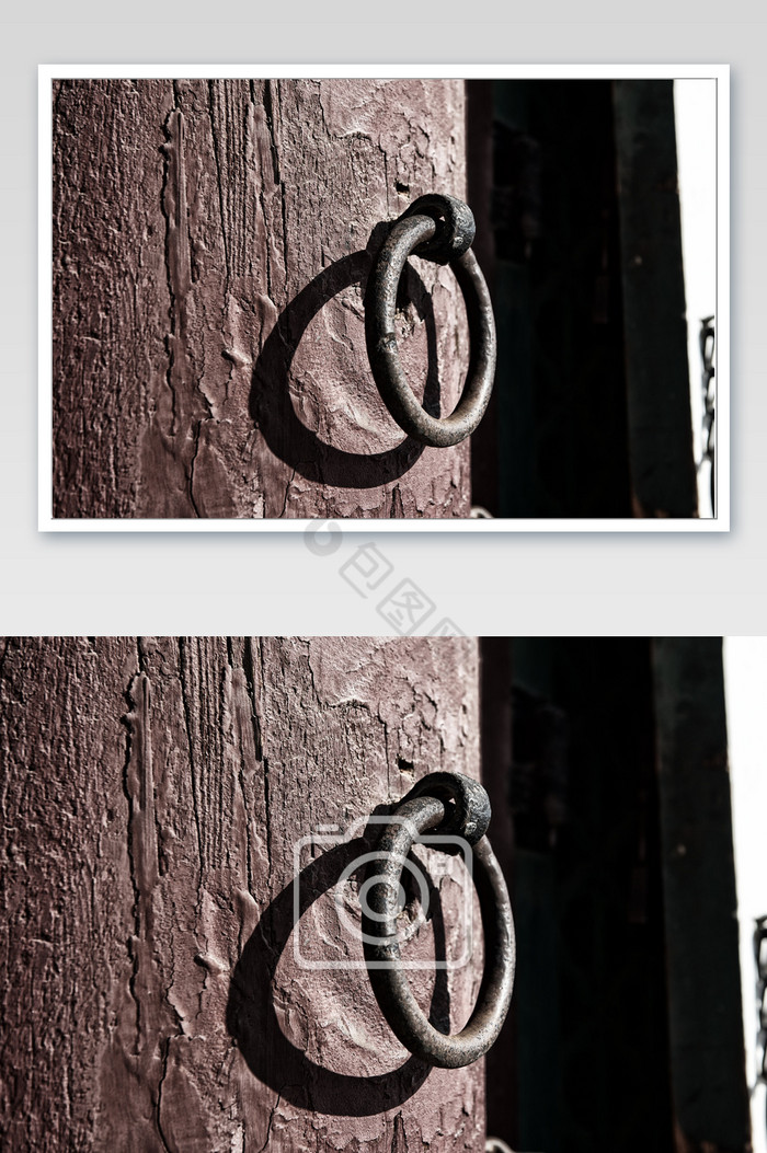 传统建筑的门锁扣图片图片