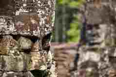 巴戎寺寺庙古老石雕塑人像遗址摄影图