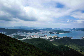 海岸线蓝天岩石自然风景摄影图