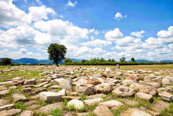 庆州寺庙石头公园树林<strong>天空风景</strong>摄影图