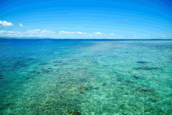 斐济海滩清洁蔚蓝海洋风景摄影图