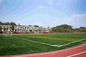 学校<strong>小学</strong>建筑操场上