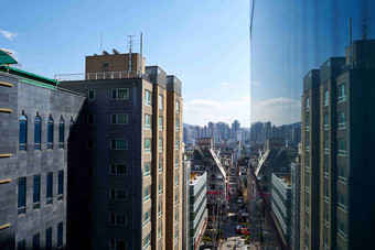 江南区摩天大楼建筑城市反光摄影图