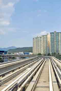 韩国共和国南铁轨城市铁路交通摄影图