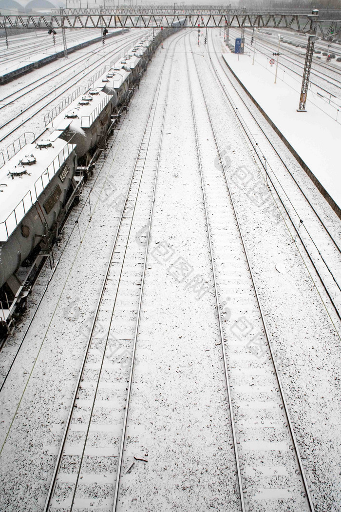 雪运费火车铁路