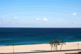 蓝色大海海滩沙滩风景图