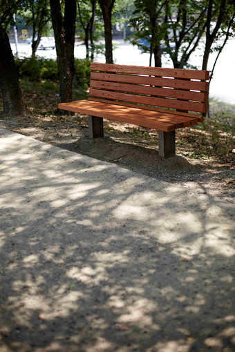 板凳上公园绿色椅子