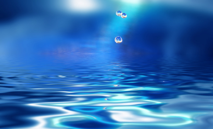 蓝色水面水滴摄影图