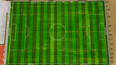 4k航拍操场足球场运动场地