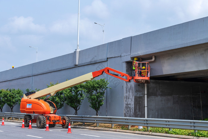 公路养护工人五一图片