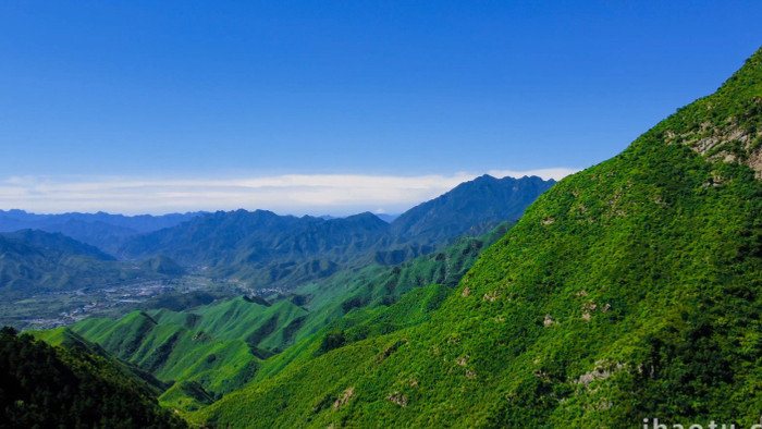 自然风景生态之乡山体村落高清航拍视频4K