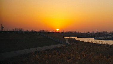 自然天空唯美日落太阳落山延时摄影4K实拍