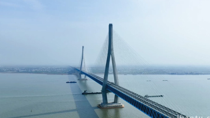 上海地标建筑苏沪通大桥4K航拍