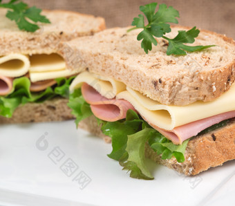 培根三明治美食摄影图