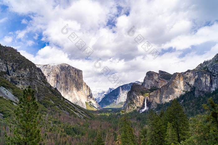 大自然山峰風景