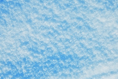 蓝色调厚雪地摄影图