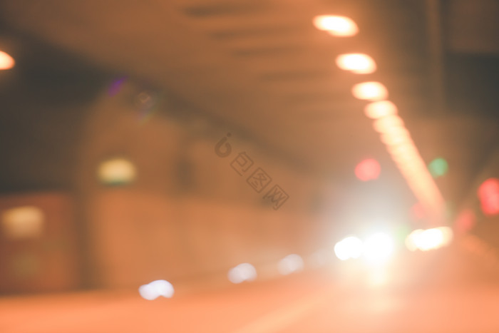隧道通道穿梭
