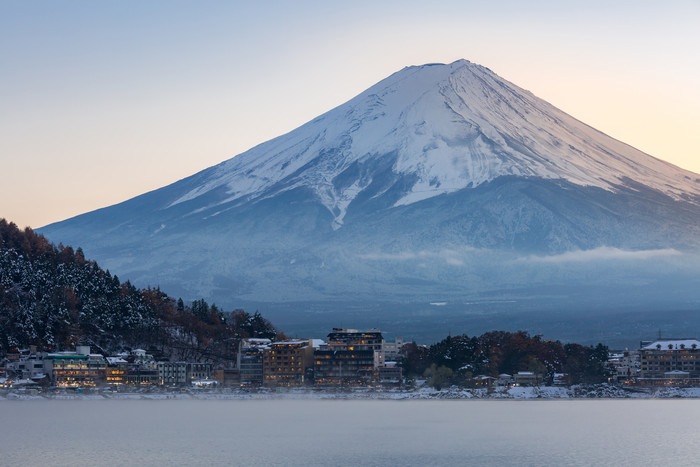 富士山下的小房子