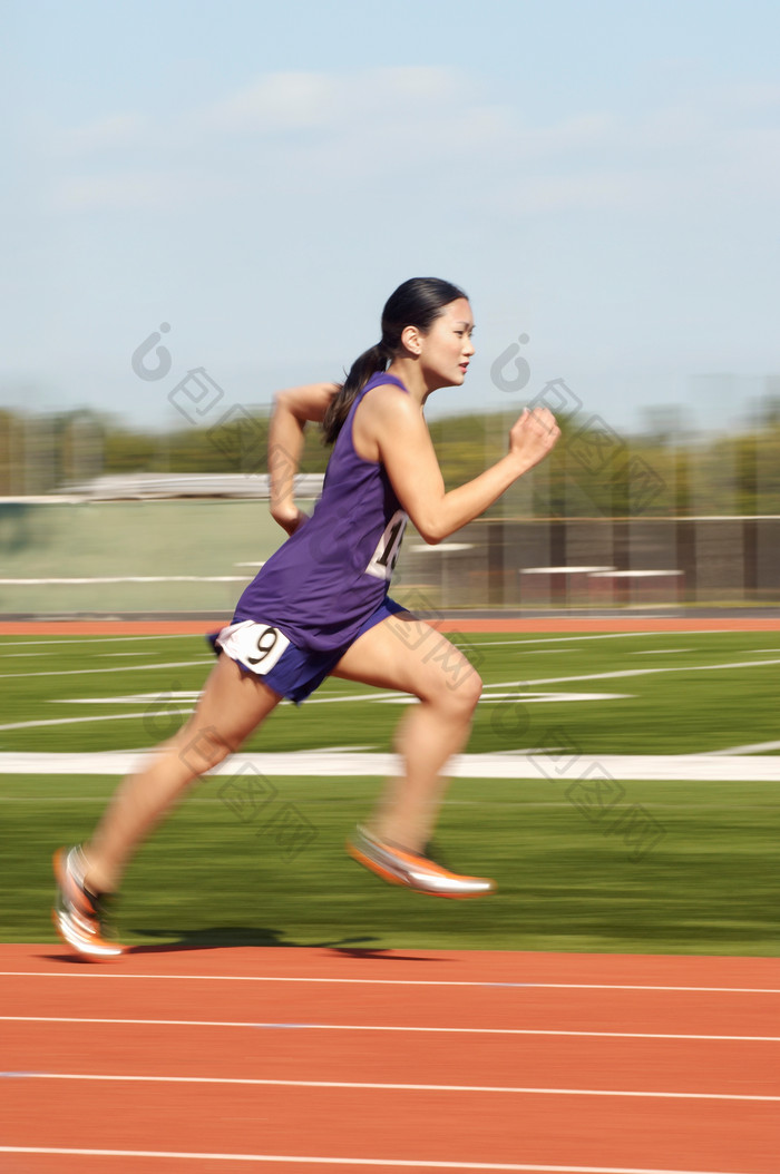 清新跑步的女人摄影图