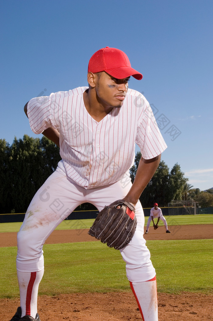 腰疼的棒球运动员