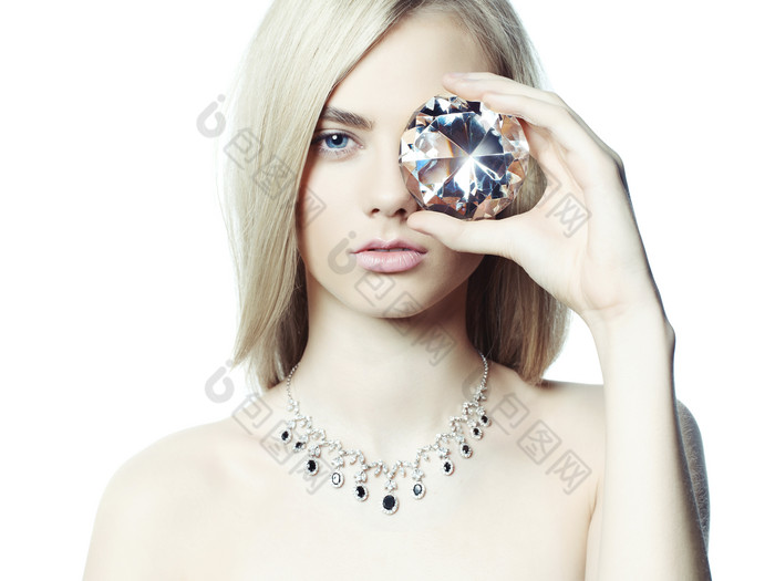 简约拿大钻石的女孩摄影图