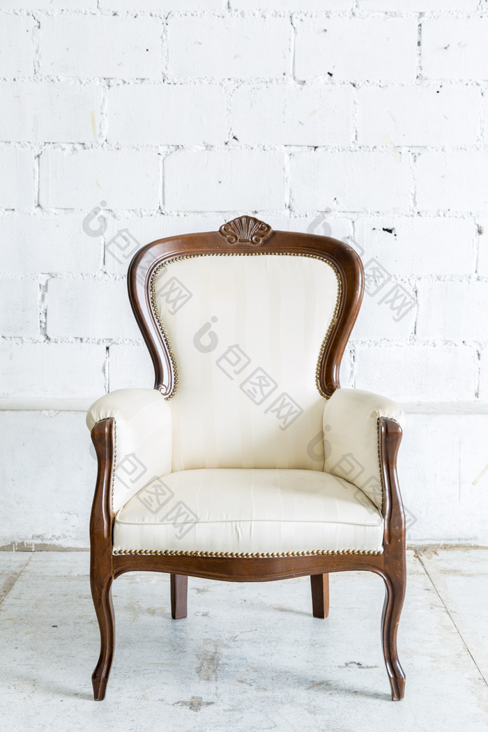 白色的欧式椅子摄影图
