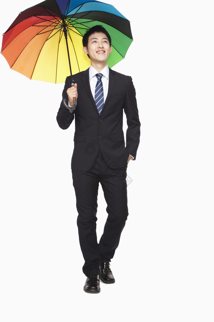 打伞的职业装男性图片